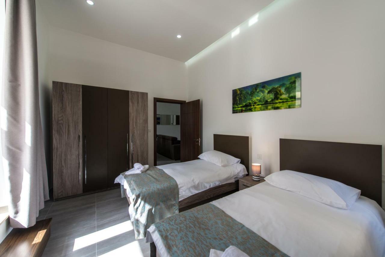 Hacienda Apartments Sliema Exterior photo